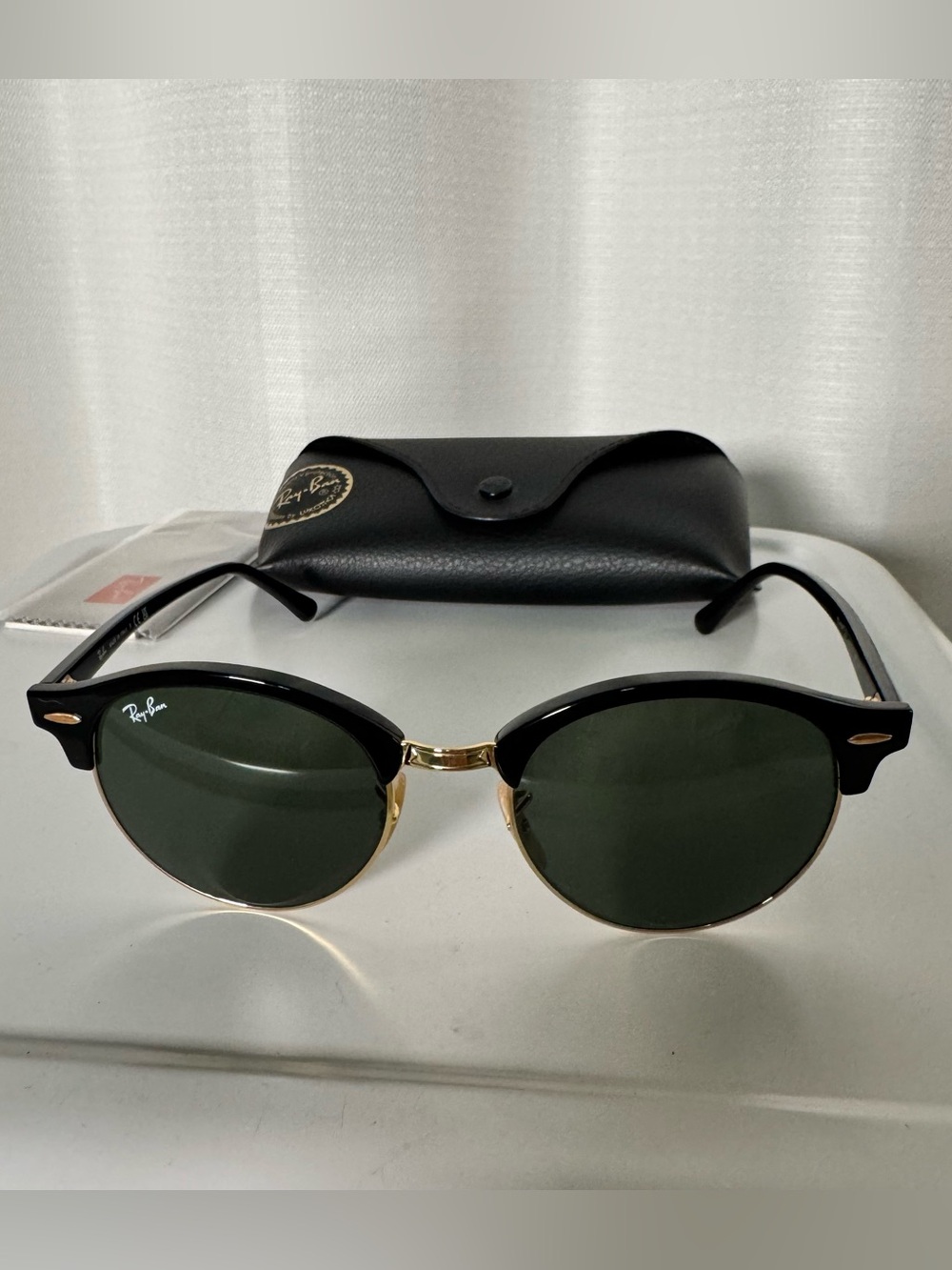 Ray-Ban Clubround Classic Black & Gold Sunglasses with Green Lenses